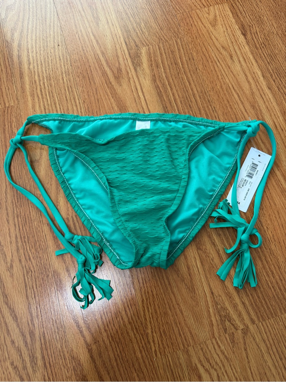 NWT BISOU BISOU Kelly Green Tie-Side Bikini Bottoms